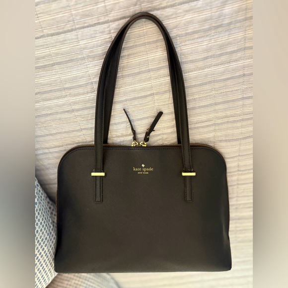 kate spade Handbags - Kate Spade Cedar Street Maise Shoulder Bag